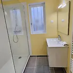 Apartmán La Maison Des Noyers #parking#calme#terrasse Meuble Classe 3etoiles *