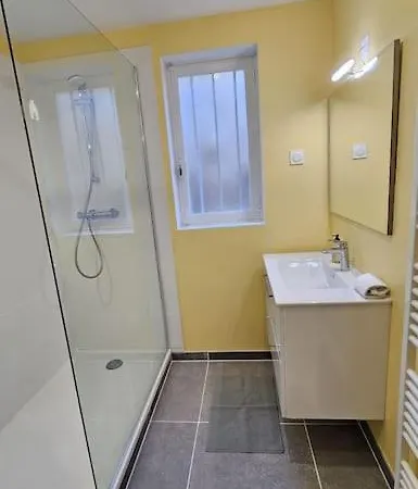 Апартаменты La Maison Des Noyers #parking#calme#terrasse *