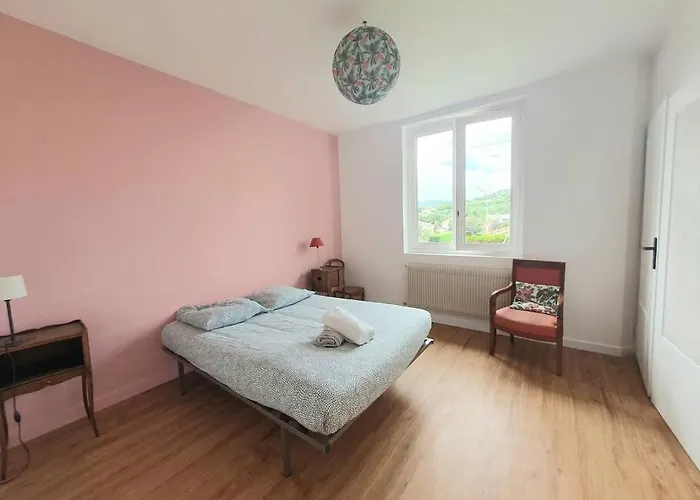 アパート La Maison Des Noyers #parking#calme#terrasse Ceyrat