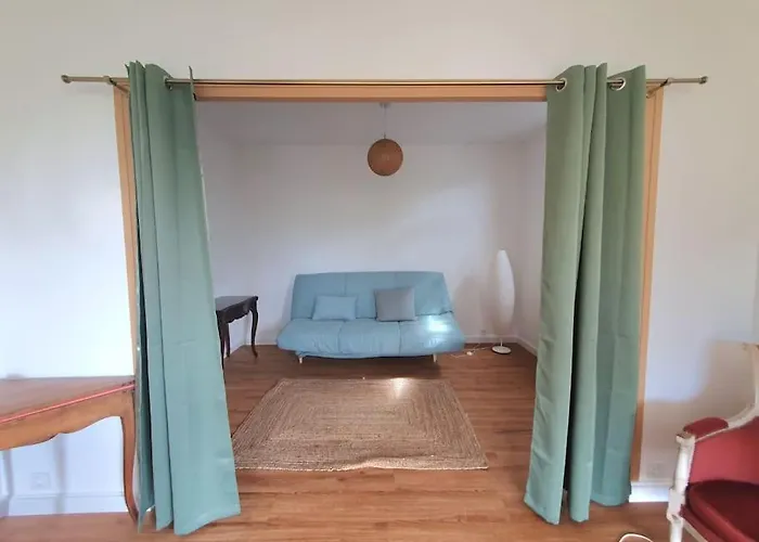 アパート La Maison Des Noyers #parking#calme#terrasse *